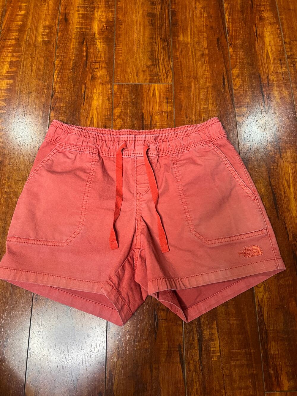 The North Face Women’s XS Coral Cotton Stretch Pull-On Utility Shorts